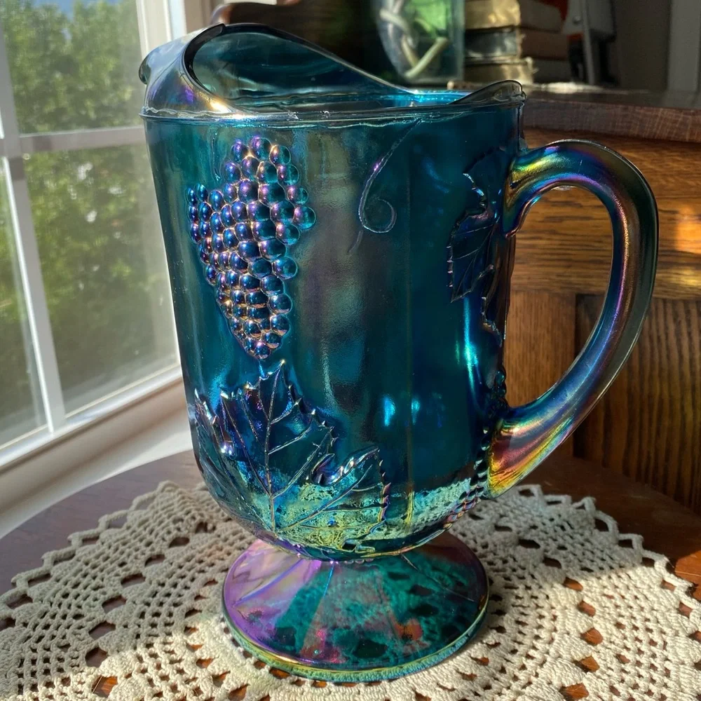 1970's VTG Indiana BLUE CARNIVAL GLASS Harvest Grape Iridescent Large Pitcher.